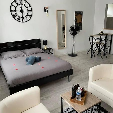 O Studio Apartment Сен-Годанс Екстериор снимка
